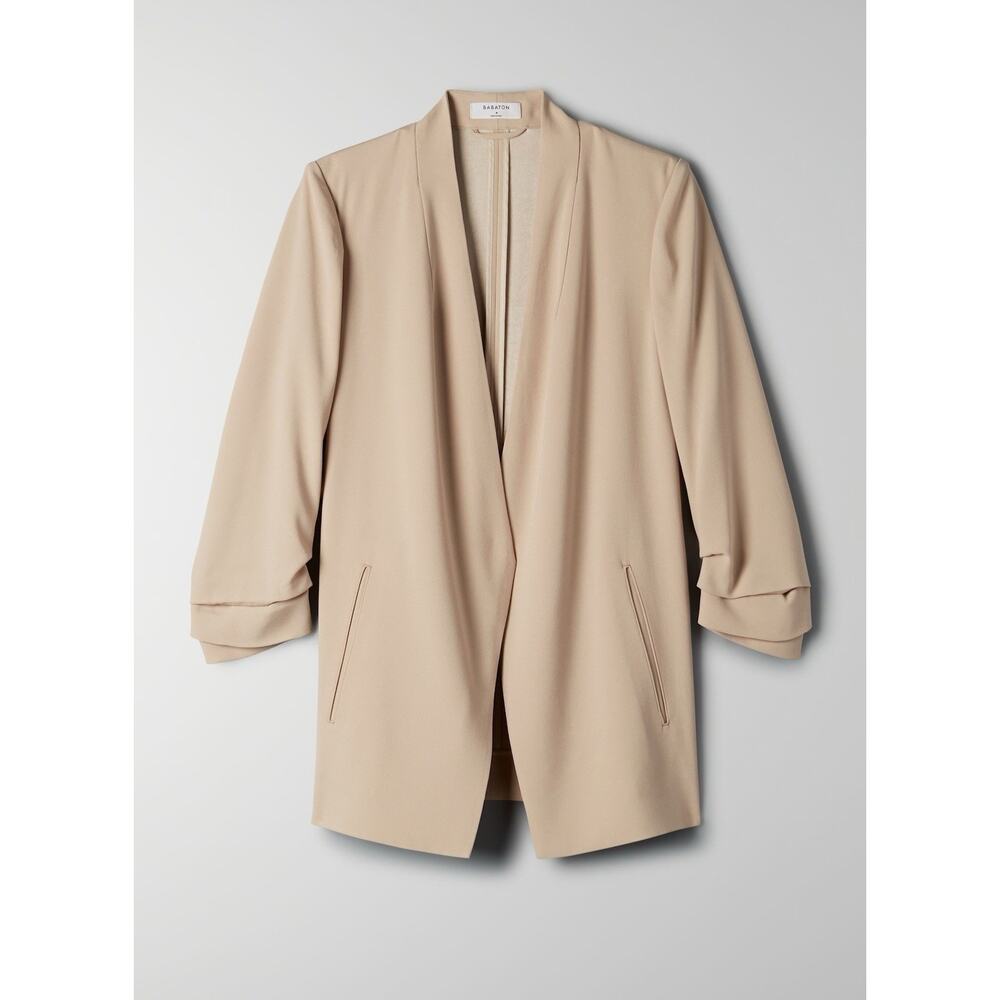 Aritzia Babaton Power Hip Blazer Mirror Crepe Cream Beige Size‎ 4 Preppy